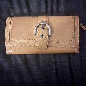 Elegant Tan Leather Women's Clutch